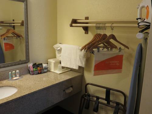 Imagen de la habitación del Hotel Quality Inn and Conference Center, PANAMA CITY. Foto 8