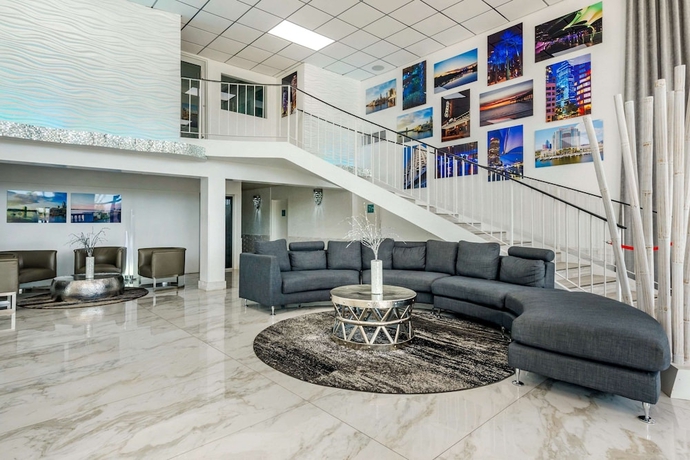 Imagen de los interiores del Hotel Quality Inn and Conference Center Tampa-brandon. Foto 15
