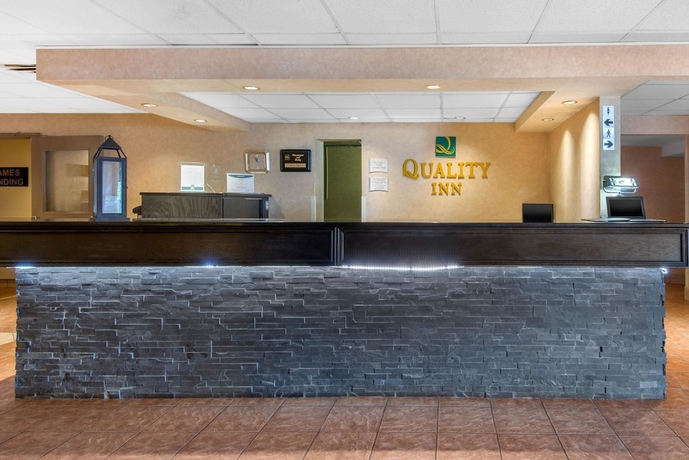 Imagen de los interiores del Hotel Quality Inn and Conference Centre Downtown. Foto 19