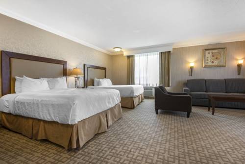 Imagen de la habitación del Hotel Quality Inn and Conference Centre. Foto 4