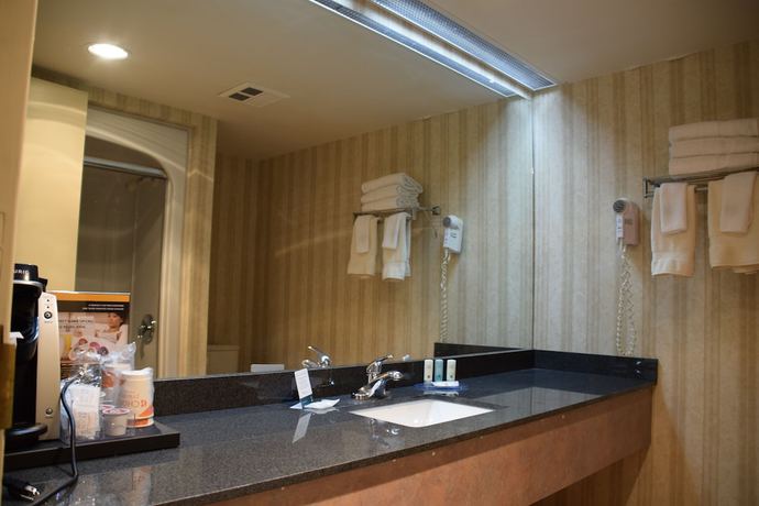 Imagen de la habitación del Hotel Quality Inn and Conference Centre Festival. Foto 10