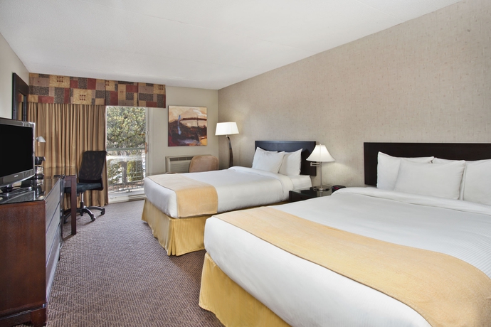 Imagen general del Hotel Quality Inn and Conference Centre Kingston Central. Foto 2