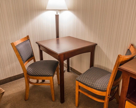 Imagen de la habitación del Hotel Quality Inn and Conference Centre, Red Deer. Foto 11
