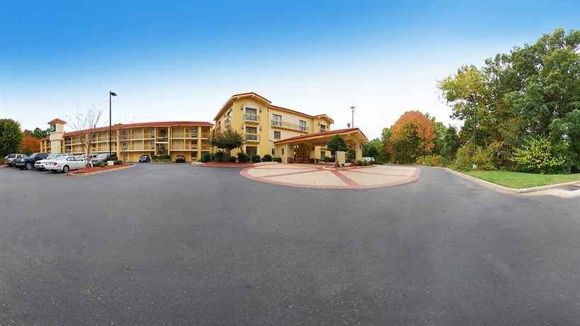 Imagen general del Hotel Quality Inn and Suites Airport, Charlotte. Foto 2