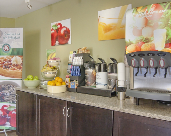 Imagen del bar/restaurante del Hotel Quality Inn and Suites Airport, Portland. Foto 4