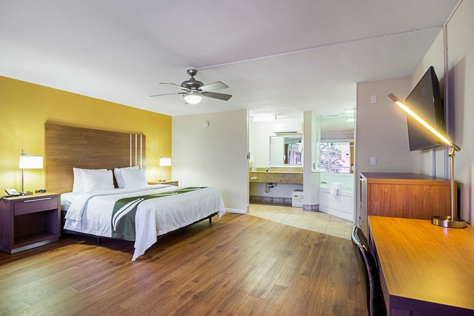 Imagen de la habitación del Hotel Quality Inn and Suites Airport/cruise Port Hollywood. Foto 3