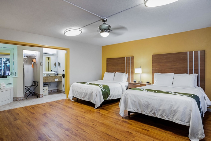 Imagen de la habitación del Hotel Quality Inn and Suites Airport/cruise Port Hollywood. Foto 15