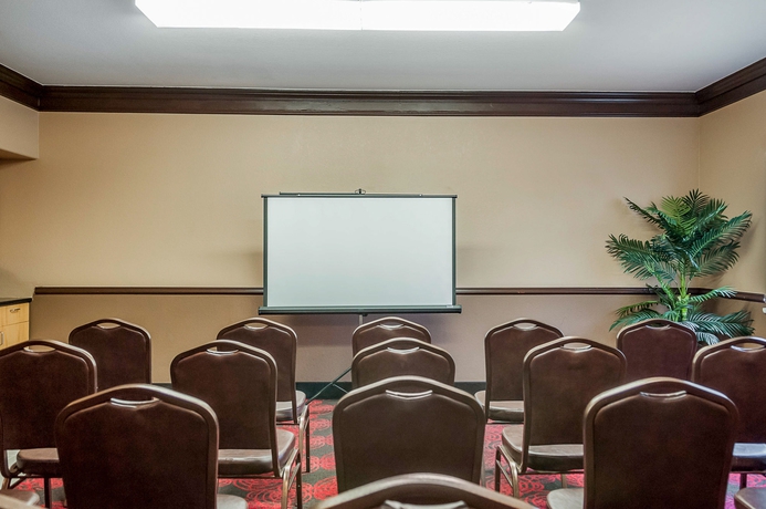 Imagen de los interiores del Hotel Quality Inn and Suites Albuquerque West. Foto 14