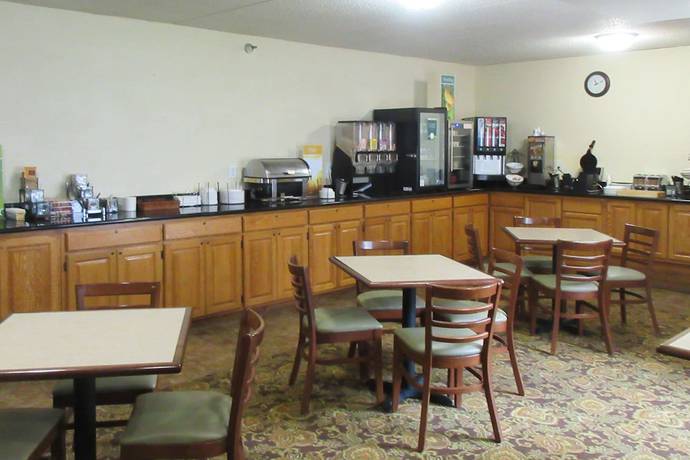 Imagen del bar/restaurante del Hotel Quality Inn and Suites, Alexandria. Foto 7
