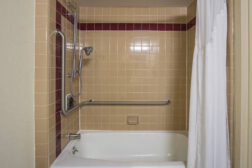 Imagen de la habitación del Hotel Quality Inn and Suites, Altoona. Foto 4