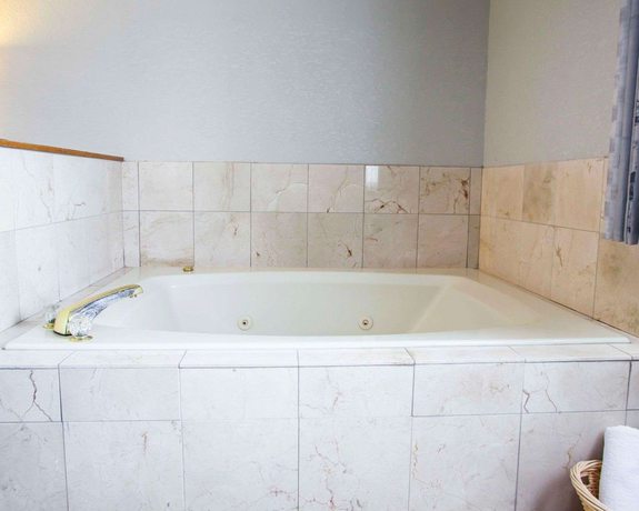 Imagen de la habitación del Hotel Quality Inn and Suites Ankeny - Des Moines. Foto 14