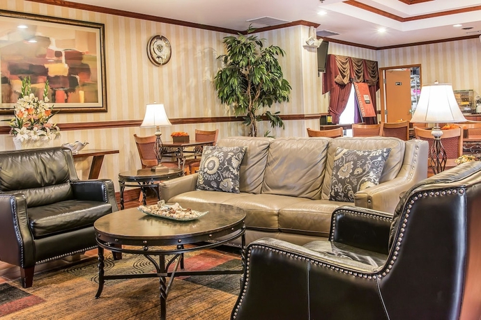 Imagen de los interiores del Hotel Quality Inn and Suites Ann Arbor Hwy 23. Foto 17