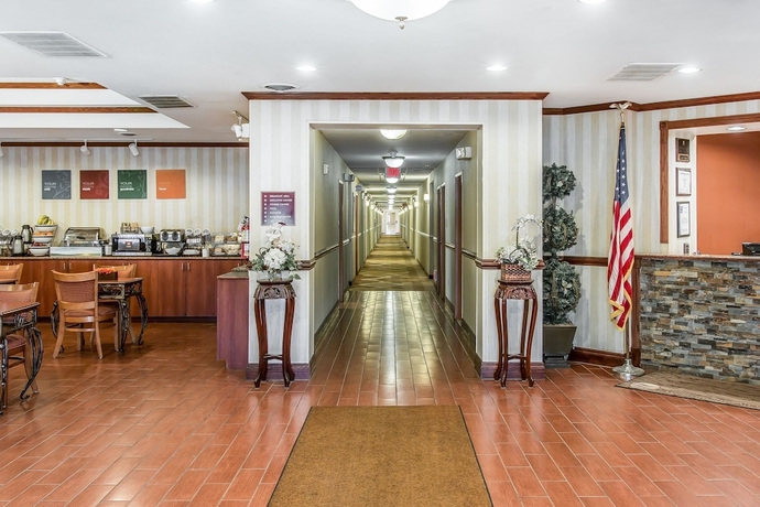 Imagen de los interiores del Hotel Quality Inn and Suites Ann Arbor Hwy 23. Foto 18