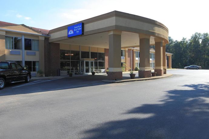 Imagen general del Hotel Quality Inn and Suites Apex - Holly Springs. Foto 1