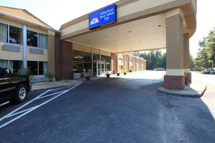 Imagen general del Hotel Quality Inn and Suites Apex - Holly Springs. Foto 2