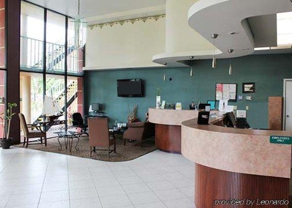 Imagen general del Hotel Quality Inn and Suites At Tropicana Field. Foto 6
