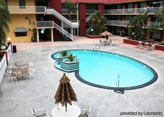 Imagen general del Hotel Quality Inn and Suites At Tropicana Field. Foto 10