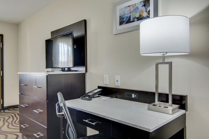 Imagen de la habitación del Hotel Quality Inn and Suites Athens University Area. Foto 3
