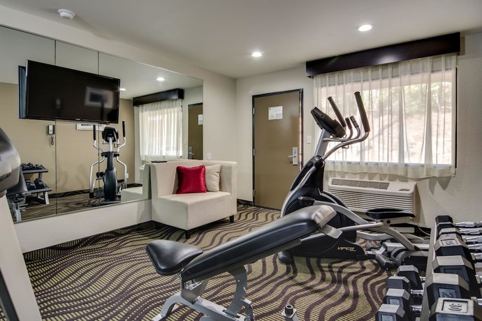 Imagen de los interiores del Hotel Quality Inn and Suites Athens University Area. Foto 17