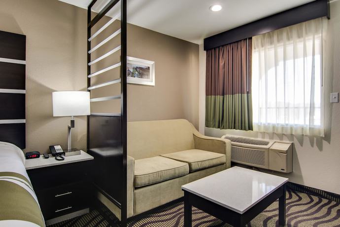 Imagen de la habitación del Hotel Quality Inn and Suites Athens University Area. Foto 12