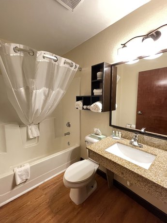 Imagen de la habitación del Hotel Quality Inn and Suites Augusta Fort Eisenhower Area. Foto 2