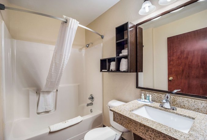 Imagen de la habitación del Hotel Quality Inn and Suites Augusta Fort Eisenhower Area. Foto 8