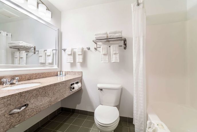 Imagen de la habitación del Hotel Quality Inn and Suites Augusta I-20. Foto 11