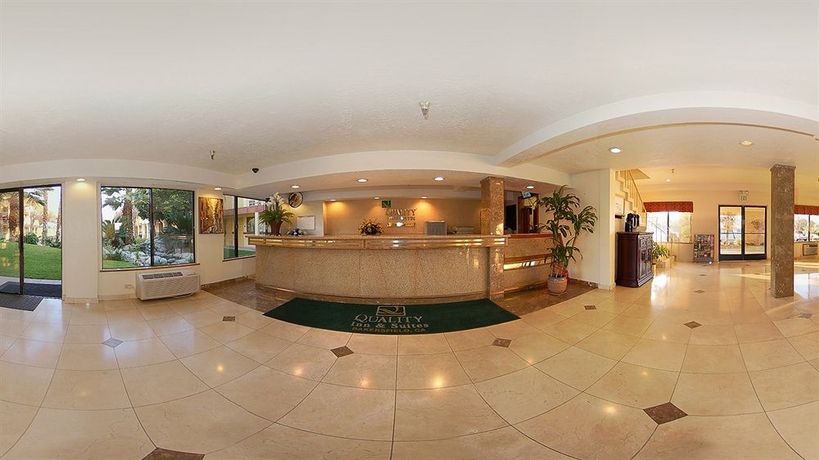 Imagen de los interiores del Hotel Quality Inn and Suites, Bakersfield. Foto 7