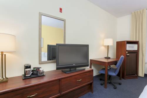 Imagen de la habitación del Hotel Quality Inn and Suites, Bay City. Foto 8