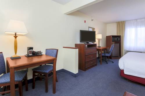 Imagen de la habitación del Hotel Quality Inn and Suites, Bay City. Foto 12