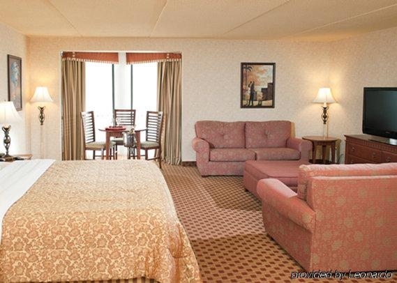 Imagen general del Hotel Quality Inn and Suites Bay Front. Foto 5