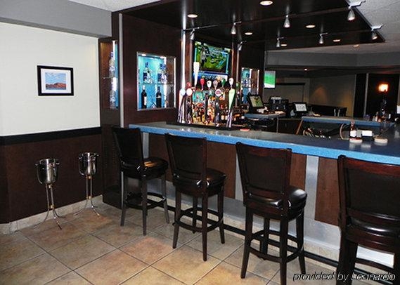 Imagen general del Hotel Quality Inn and Suites Bay Front. Foto 10