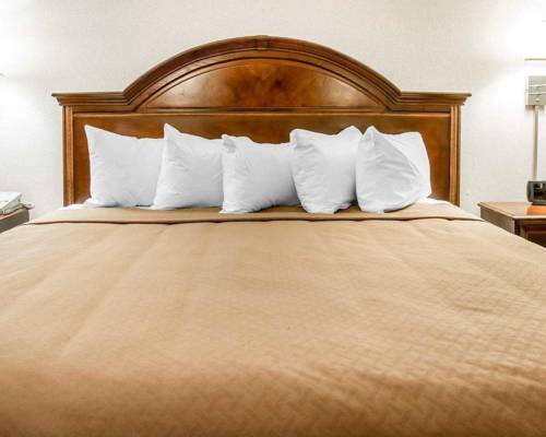 Imagen de la habitación del Hotel Quality Inn and Suites Beachfront, Edgewater Beach. Foto 5
