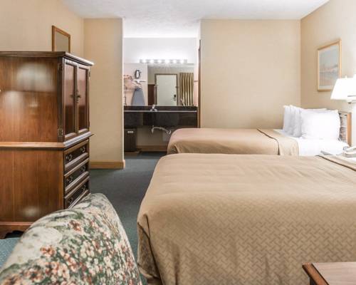 Imagen de la habitación del Hotel Quality Inn and Suites Beachfront, Edgewater Beach. Foto 11