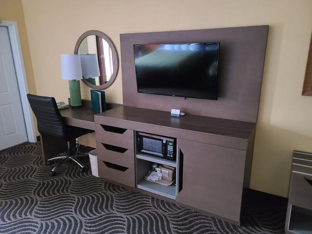 Imagen de la habitación del Hotel Quality Inn and Suites Beachfront. Foto 2