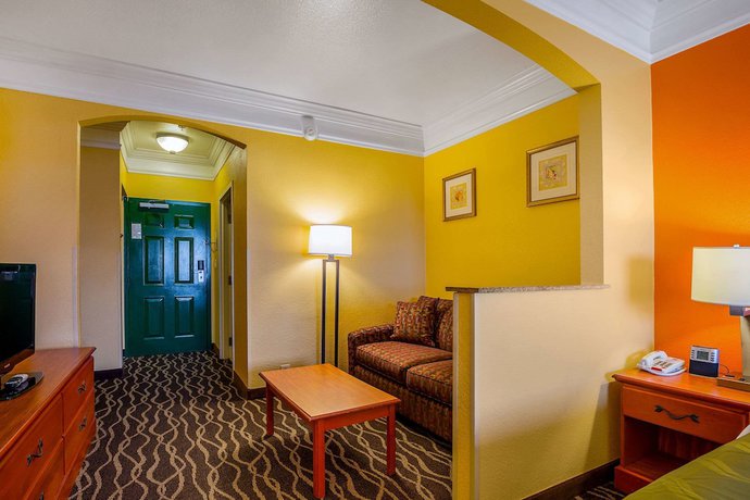 Imagen de la habitación del Hotel Quality Inn and Suites Beachfront. Foto 12