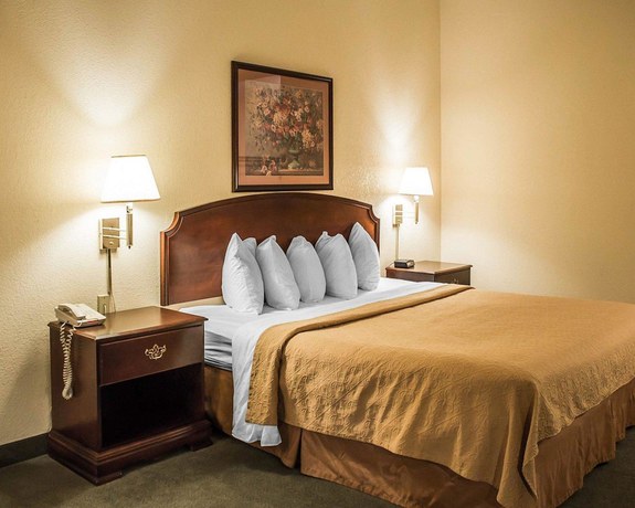 Imagen de la habitación del Hotel Quality Inn and Suites Bellville - Mansfield. Foto 9