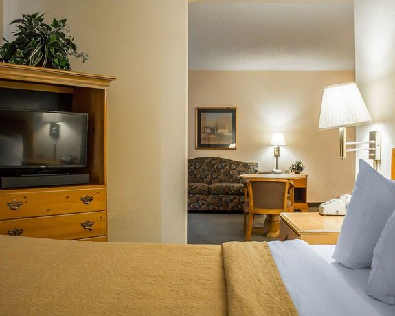 Imagen de la habitación del Hotel Quality Inn and Suites Bellville - Mansfield. Foto 13