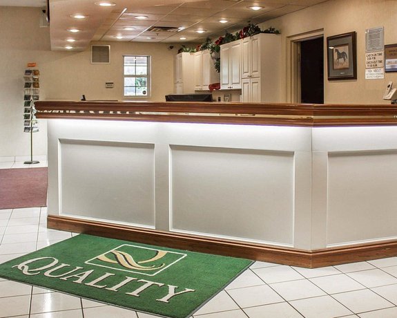 Imagen de los interiores del Hotel Quality Inn and Suites Bellville - Mansfield. Foto 17