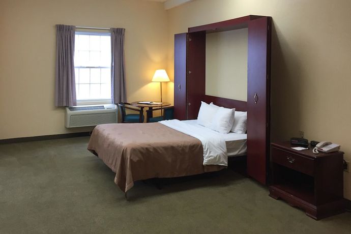 Imagen de la habitación del Hotel Quality Inn and Suites Bellville - Mansfield. Foto 16