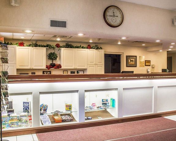 Imagen de los interiores del Hotel Quality Inn and Suites Bellville - Mansfield. Foto 20