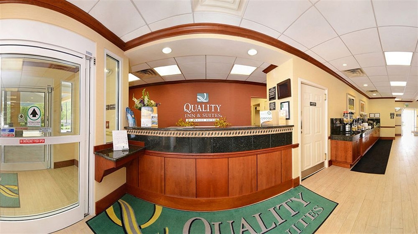 Imagen de los interiores del Hotel Quality Inn and Suites Biltmore East. Foto 6