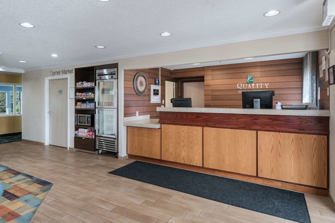 Imagen de los interiores del Hotel Quality Inn and Suites Bozeman. Foto 16