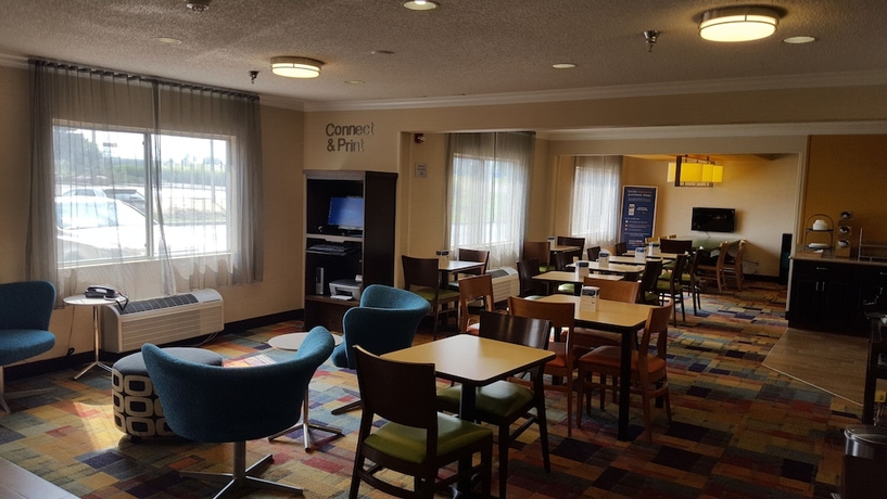 Imagen de los interiores del Hotel Quality Inn and Suites Bozeman. Foto 18