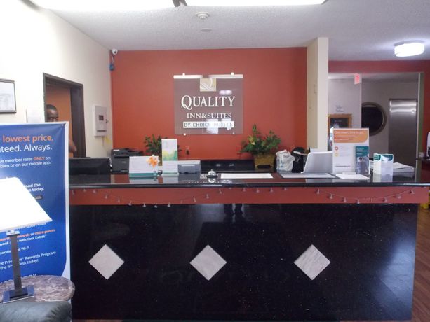 Imagen de los interiores del Hotel Quality Inn and Suites, CHAMPAIGN. Foto 16