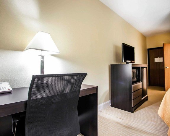 Imagen de la habitación del Hotel Quality Inn and Suites, CHAMPAIGN. Foto 14