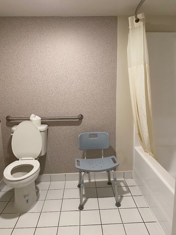 Imagen de la habitación del Hotel Quality Inn and Suites Camarillo - Oxnard. Foto 3