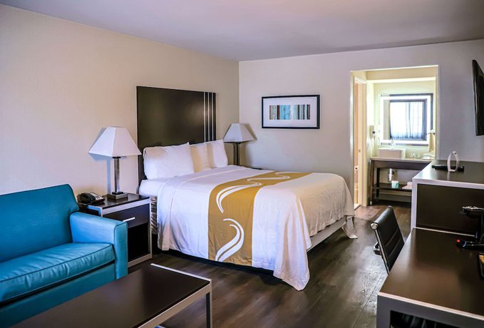 Imagen de la habitación del Hotel Quality Inn and Suites Camarillo - Oxnard. Foto 5