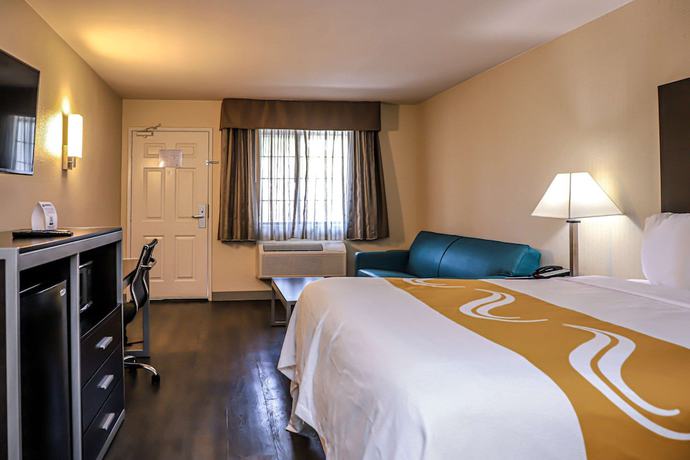 Imagen de la habitación del Hotel Quality Inn and Suites Camarillo - Oxnard. Foto 7