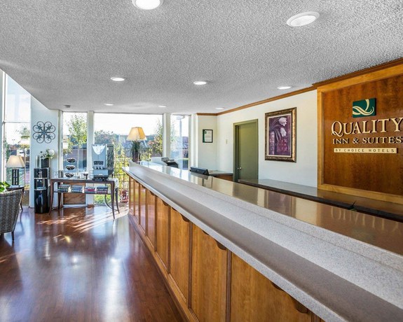 Imagen de los interiores del Hotel Quality Inn and Suites Cameron Park Shingle Springs. Foto 18